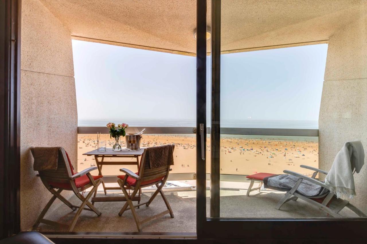 Luxury Suite With Seaview Остенде Екстериор снимка