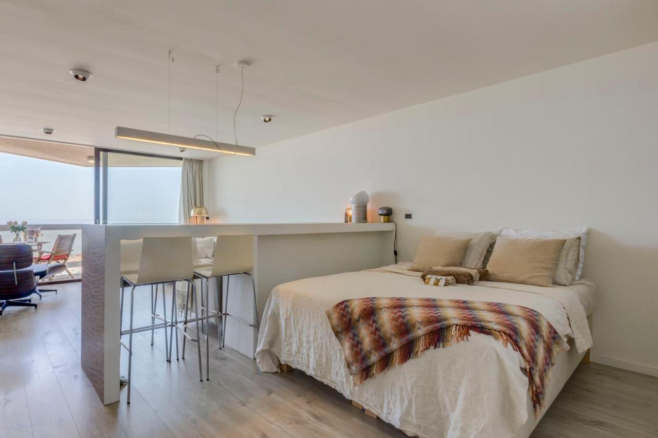 Luxury Suite With Seaview Остенде Екстериор снимка