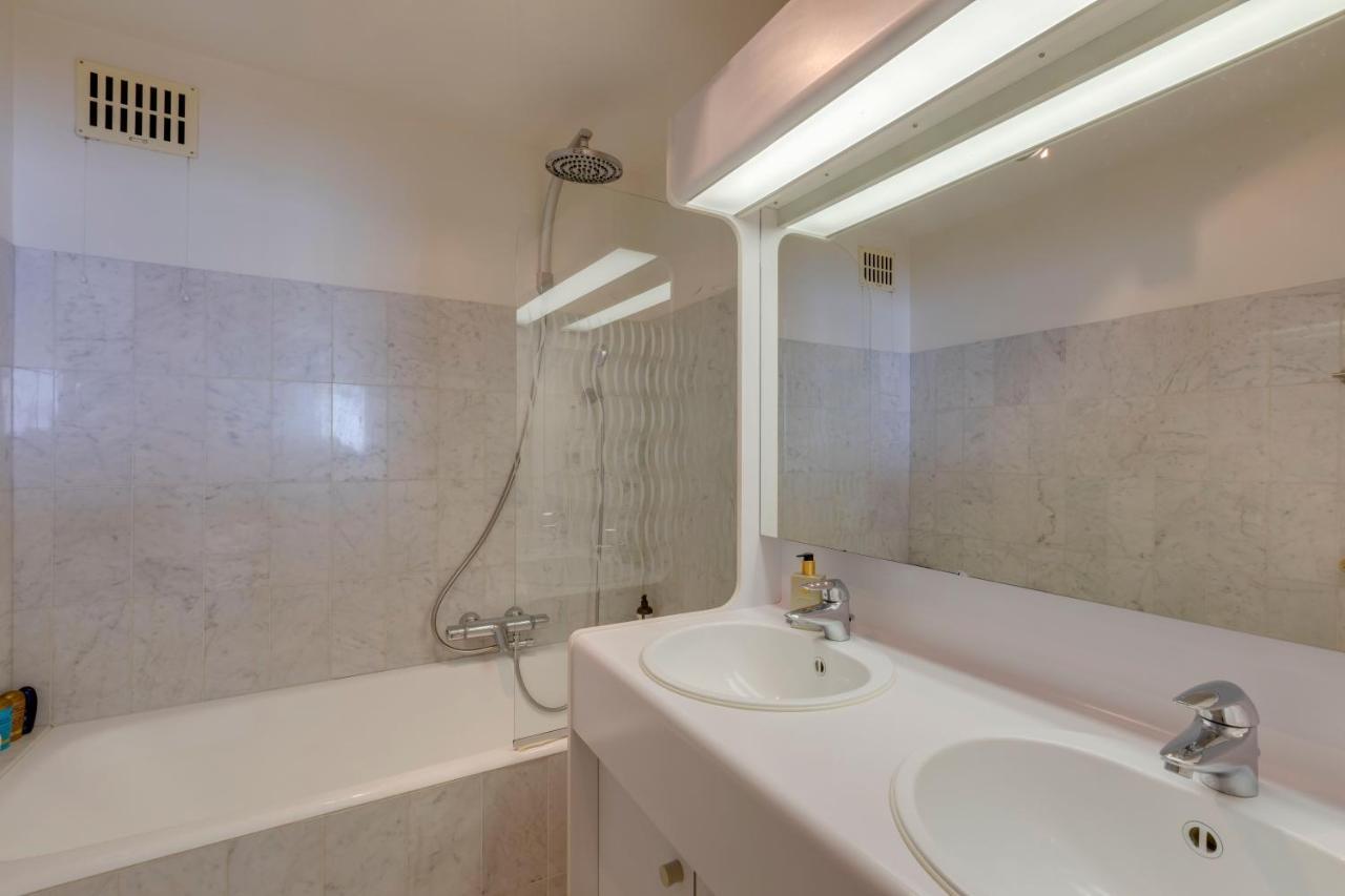 Luxury Suite With Seaview Остенде Екстериор снимка